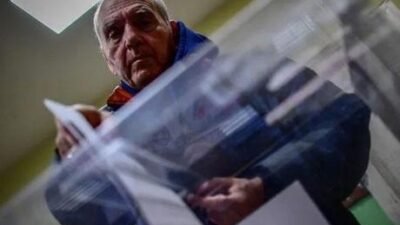 Bulgaristan’da vatandaşlar yeni cumhurbaşkanını seçmek için bugün yerel saat ile