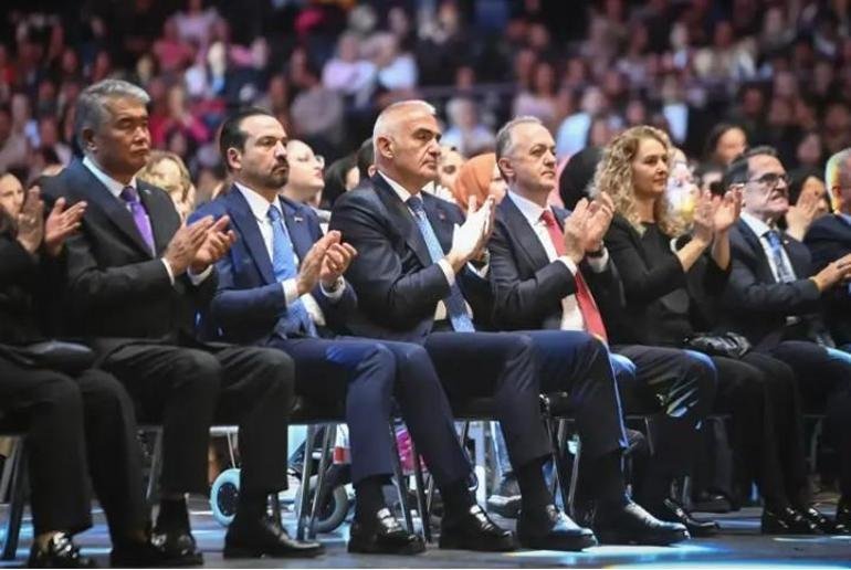Kaynak HABER MERKEZİ Cumhuriyet’in 103’üncü yılı dolayısıyla düzenlenen Türk Dünyası