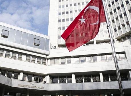 Dışişleri Bakanlığı’ndan yapılan yazılı açıklamada, “Husilerin, Medine-i Münevvere’de Mescid-i Nebevi’ye