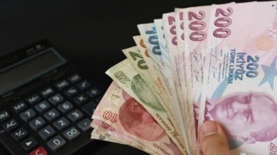 Kaynak Cnnturk.com Emekli maaş zammı Ocak 2027 tahminleri emeklilerin gündemindeki