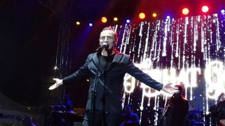 Kaynak DHA Bursa’da 29 Ekim Cumhuriyet Bayramı kutlamaları kapsamında Ferhat