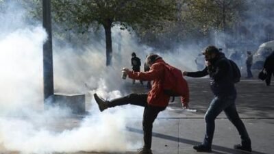 Fransa’da öğretmen eksikliği, kalabalık sınıflar, uzun ders saatleri ve okulların