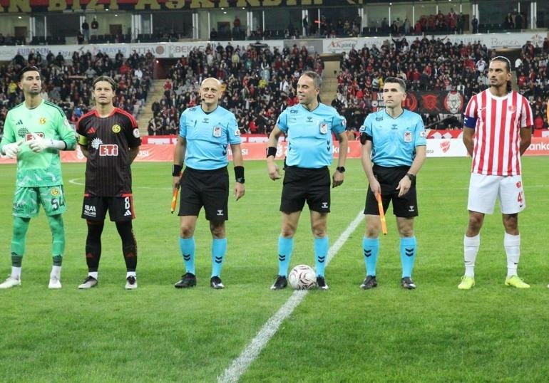 Kaynak İHA Eskişehirspor’un, Ziraat Türkiye Kupası 2. turunda 1922 Akşehirspor
