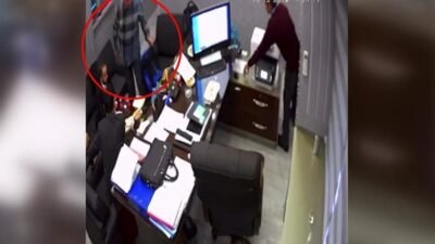 Kaynak CNN TÜRK CHP’nin para kuleleri soruşturmasında günlerce konuşulan balya