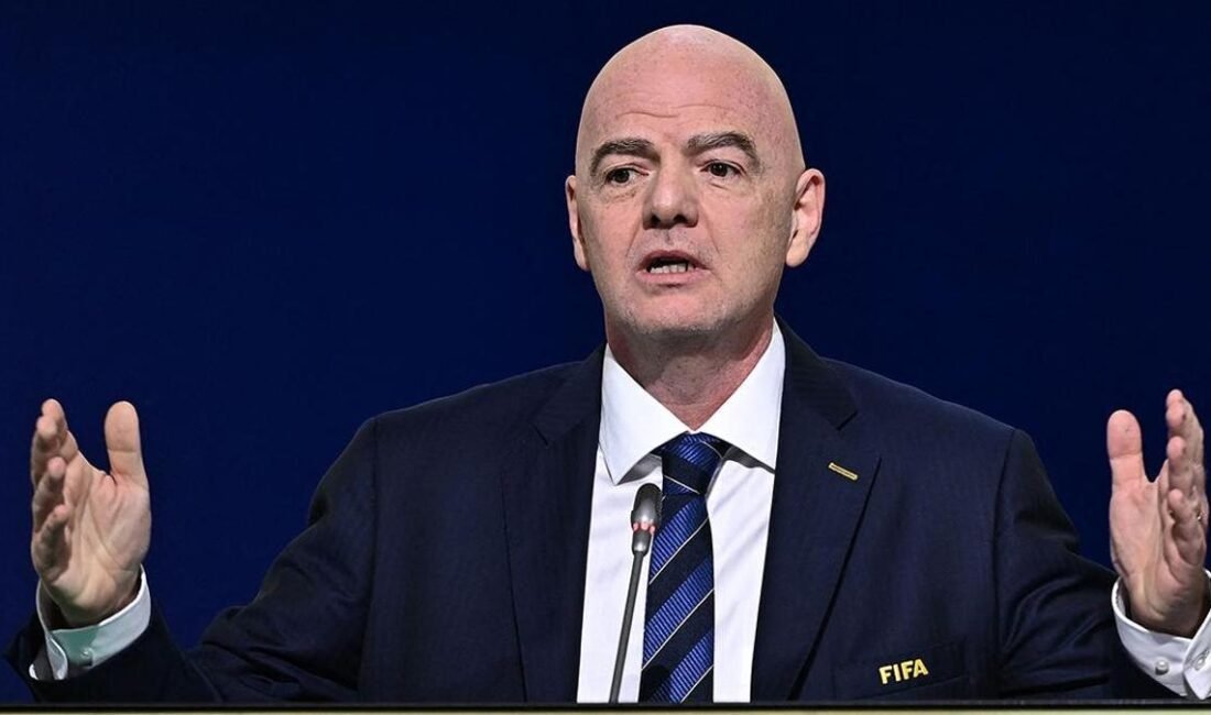 Infantino, FIFA başkanlık seçimleri öncesi desteklendiğini açıkladı FIFA Başkanı Gianni Infantino, yaklaşan başkanlık seçimi öncesi dünya futbolunun
