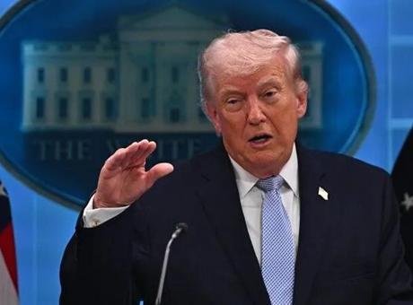 ‘İran’ı tekrar bombalarım’ ifadesi sorulan Trump geri adım attı ABD Başkanı Donald Trump, İran’a yönelik olası saldırıların ne zaman