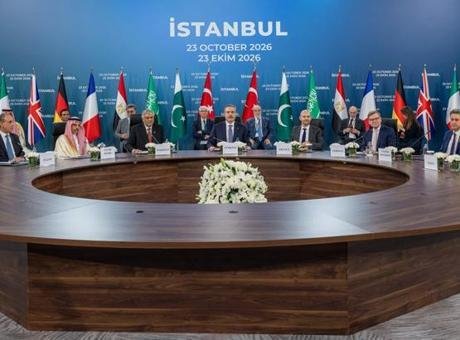 İstanbul’da İtalya’nın da katılımıyla düzenlenen R4+E3 Dışişleri Bakanları Toplantısı başladı Dışişleri Bakanlığı kaynaklarından edinilen bilgiye göre, Dışişleri Bakanı Hakan Fidan’ın