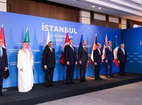R4 Grubu ile Almanya, İngiltere, Fransa ve İtalya dışişleri bakanlarıİstanbul’daki