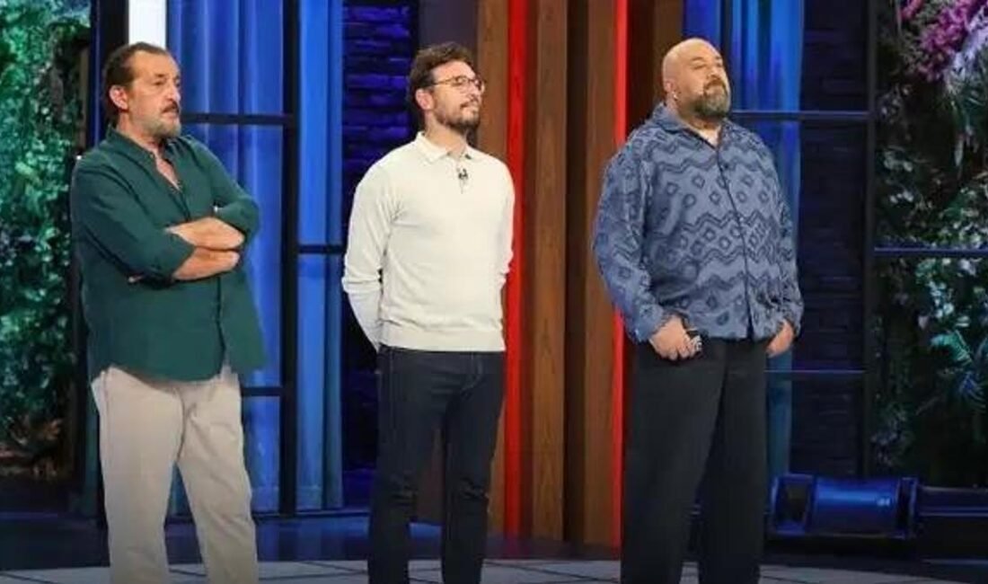 MASTERCHEF ELEME ADAYLARI KİMLER OLDU? 27 Ekim MasterChef’te dokunulmazlık oyununu kim kazandı? Kaynak HABER MERKEZİ MasterChef’te eleme adaylarının kimler olduğu merak ediliyor.