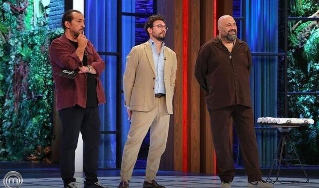 Kaynak Cnnturk.com MasterChef’te haftanın ikinci dokunulmazlık oyunu oynandı. İki takım