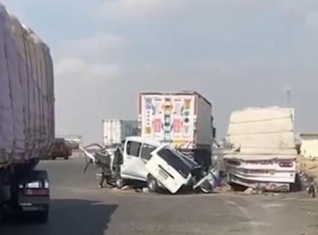 Mısır Sağlık Bakanlığı’ndan yapılan yazılı açıklamada, başkent Kahire’nin güneyinde minibüs
