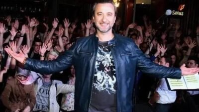 “Mühürlü Kaderim” ve “Sen Gibi” şarkılarla geniş bir hayran kitlesi