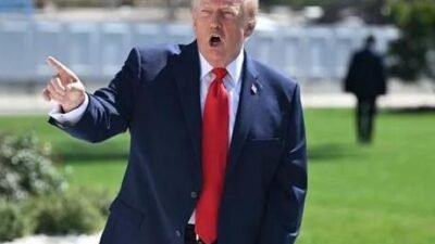 Rusya-Ukrayna savaşı! Trump: Çözüme daha önce hiç olmadığı kadar yakınız ABD Başkanı Donald Trump, Beyaz Saray’da düzenlediği yuvarlak masa toplantısında,