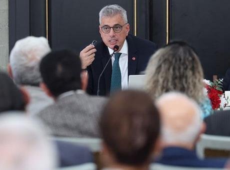 Bakanlıktan yapılan açıklamaya göre, Bakan Kemal Memişoğlu, Türk Parlamenterler Birliği