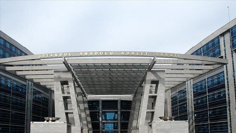 Şile Belediyesi davasında çarpıcı ifade! “3 milyon lirayı iki siyah poşette teslim ettim” Şile Belediyesine yönelik soruşturmada, görevinden uzaklaştırılan ve tutuklanan Belediye Başkanı