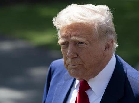 ABD Başkanı Trump, seçim mitingi için Ohio’ya hareketinden önce Beyaz