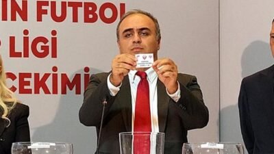 Kaynak AA Paylaş Ural Aküzüm, Türkiye Futbol Federasyonu’ndaki (TFF) yöneticilik